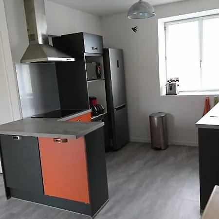 Location De Vacances D'une Maison En Pierres A La Campagne *